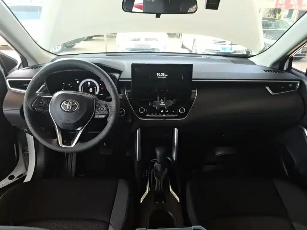 Toyota Frontlander — миниатюра 10
