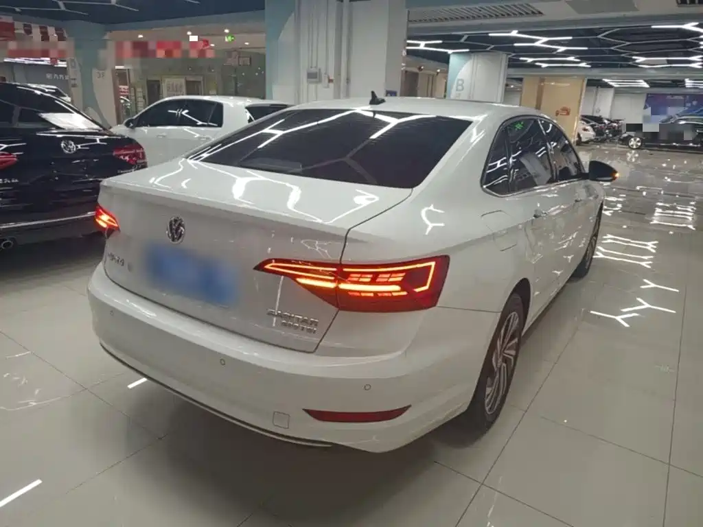 Volkswagen Sagitar — миниатюра 7