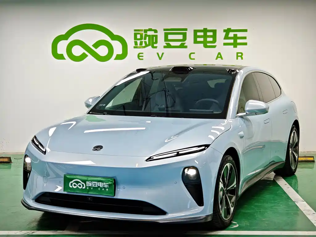NIO NIO ET5T