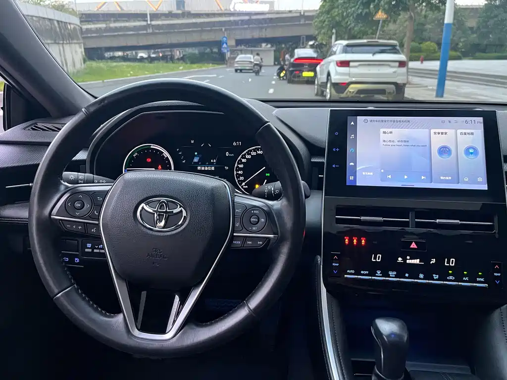 Toyota Avalon — миниатюра 14