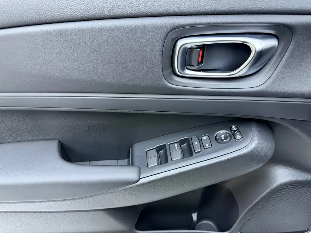 Honda Vezel — миниатюра 8