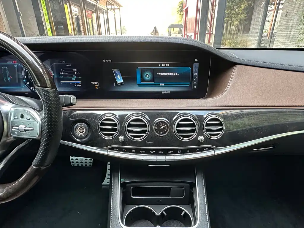 Mercedes-Benz S-Class — миниатюра 18