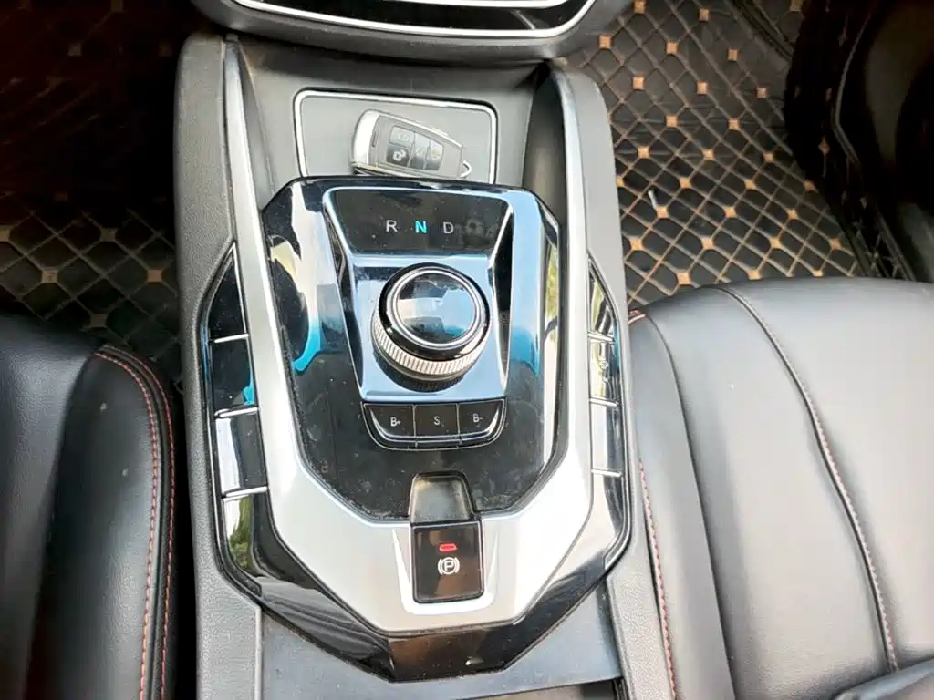 BAIC EU5 — миниатюра 14