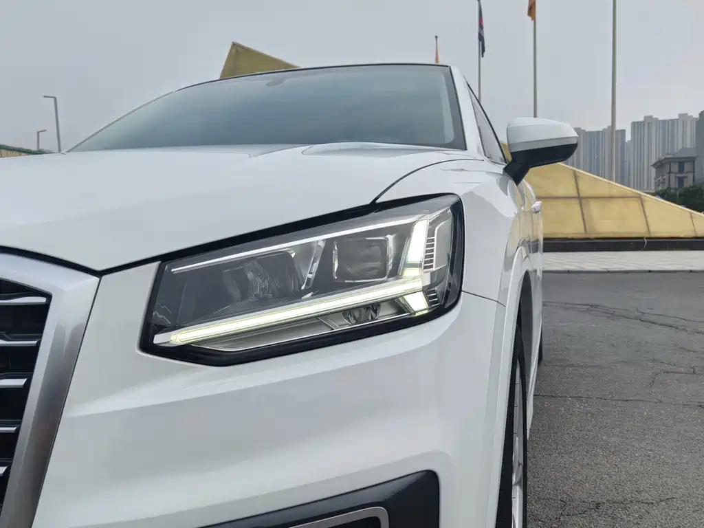 Audi Q2L — миниатюра 8
