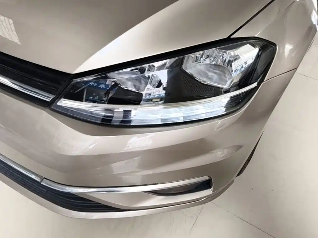 Volkswagen Golf — миниатюра 24