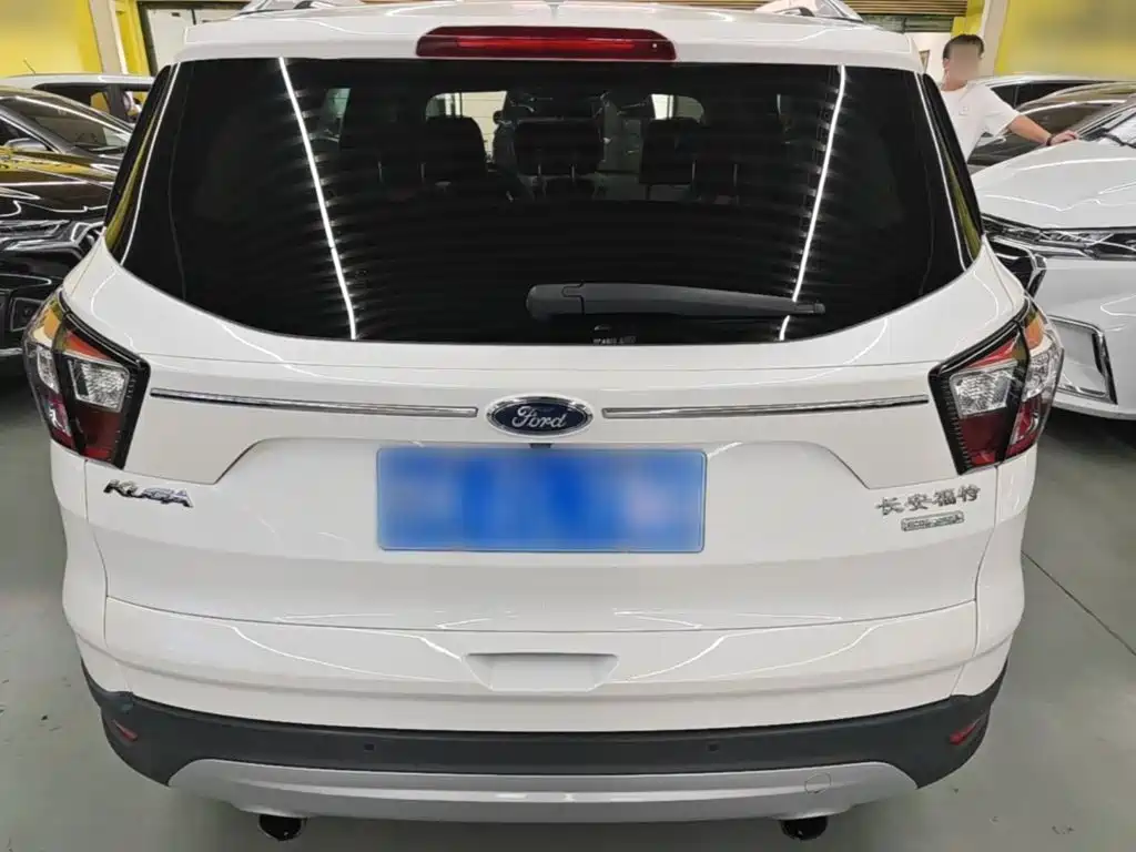 Ford Kuga — миниатюра 6