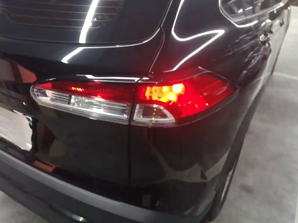 Toyota Frontlander — миниатюра 8