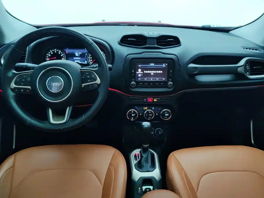 Jeep Renegade — миниатюра 12