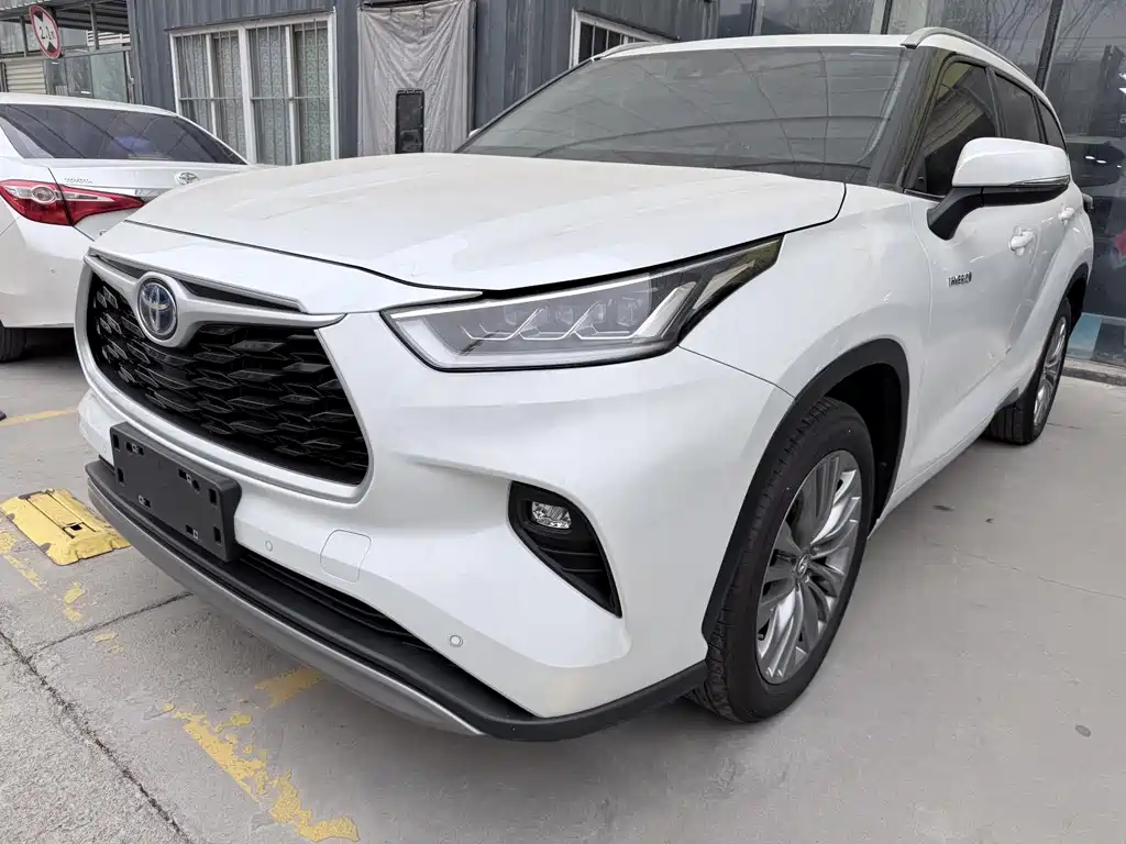 Toyota Highlander 2023