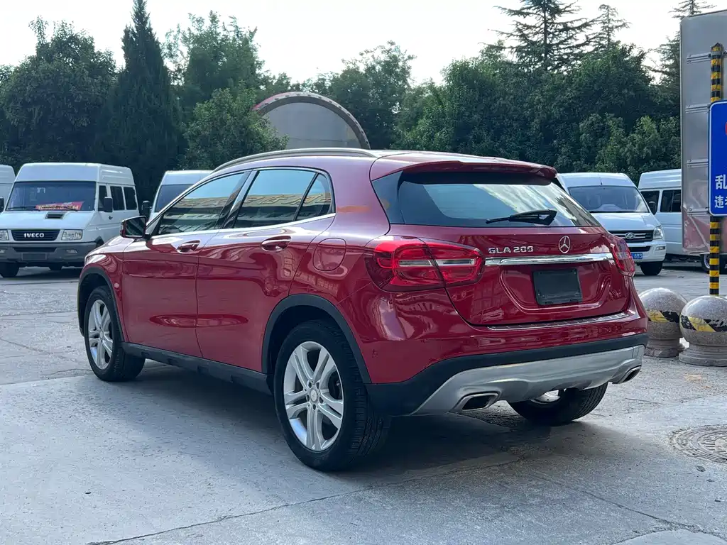 Mercedes-Benz GLA (Import) — миниатюра 5