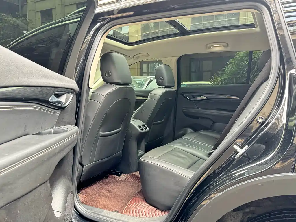 Buick Envision Plus Plus 2022 Plus 652T мест Luxury