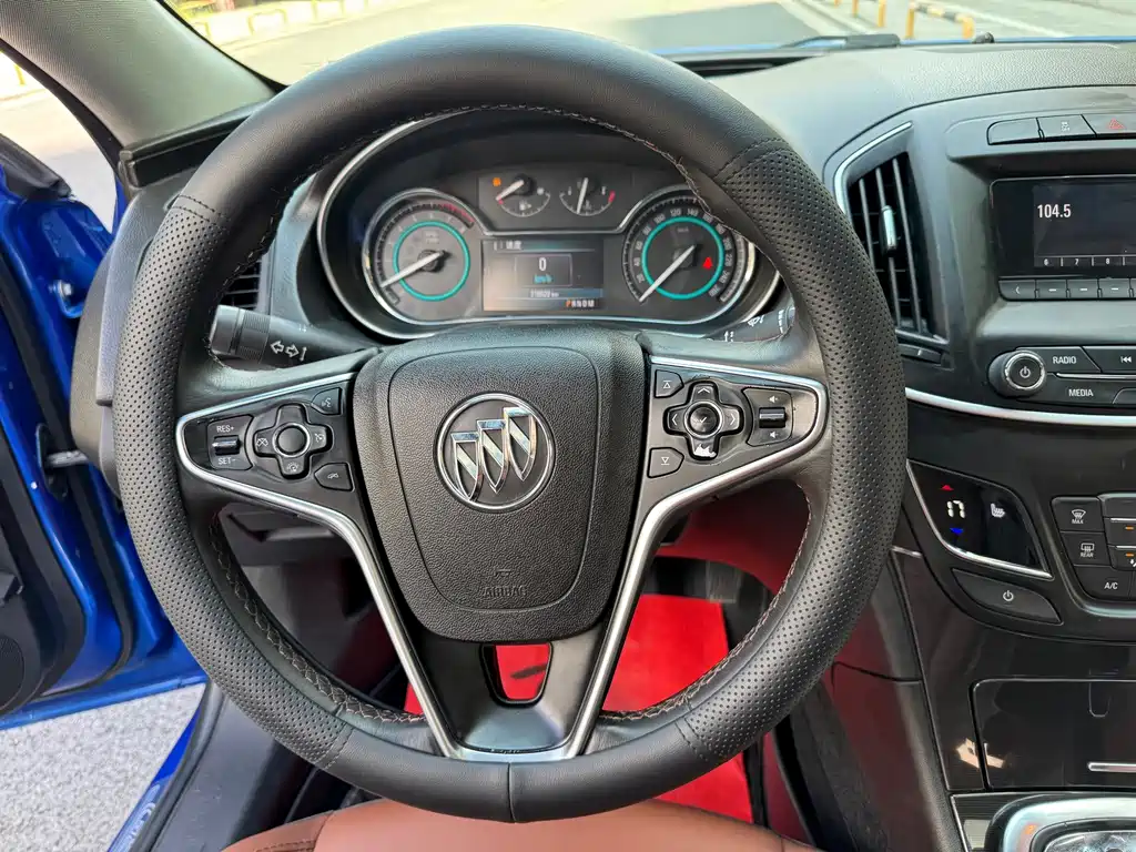 Buick Regal — миниатюра 12