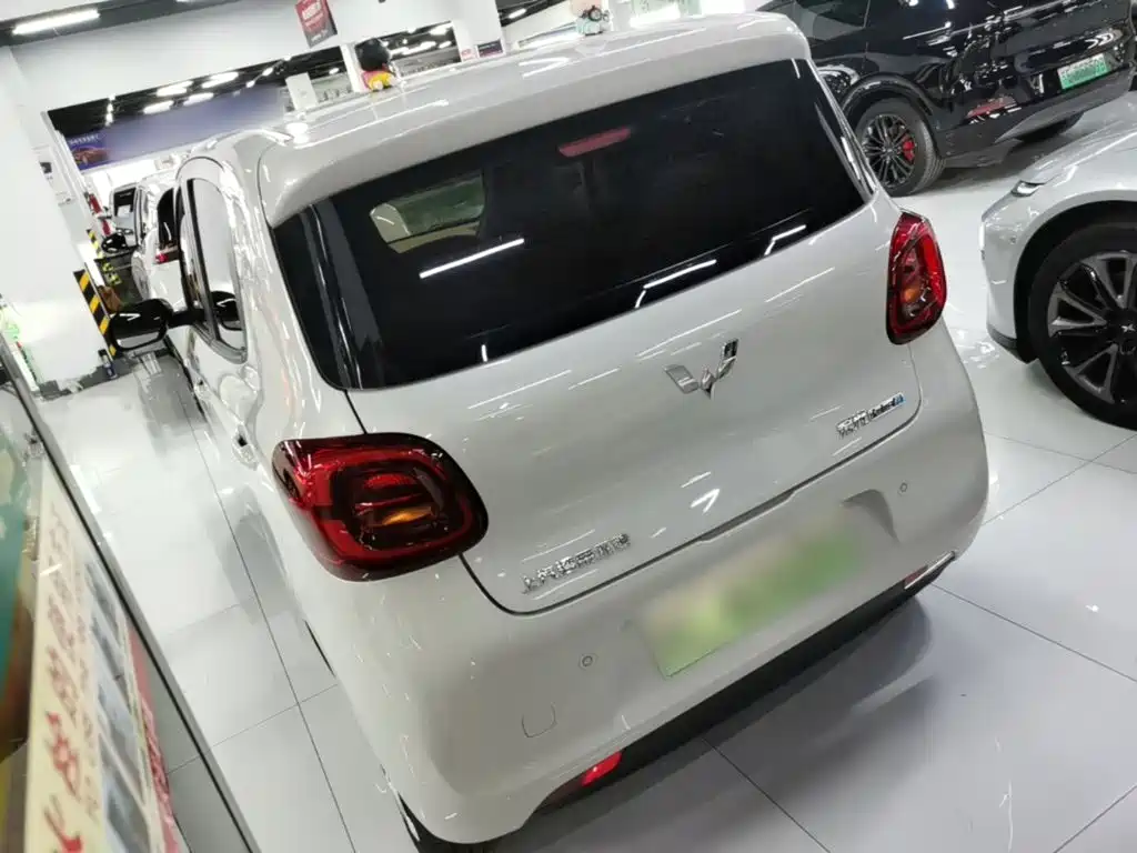 Wuling MINIEV — миниатюра 5