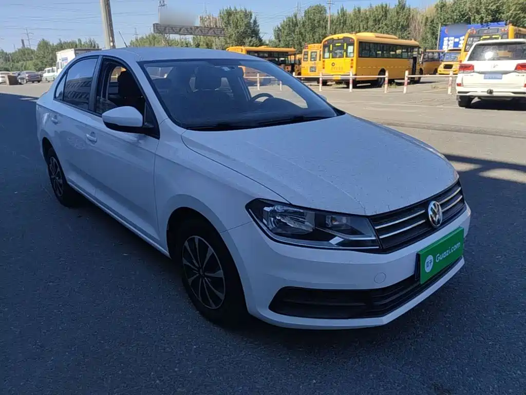 Volkswagen Santana — миниатюра 4