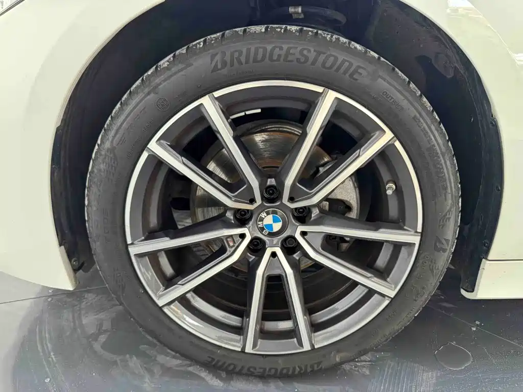 BMW 3 Series — миниатюра 27