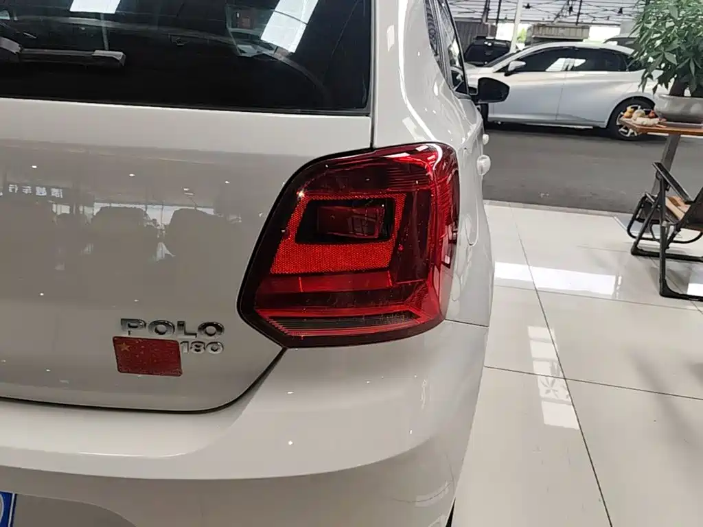 Volkswagen Polo — миниатюра 8