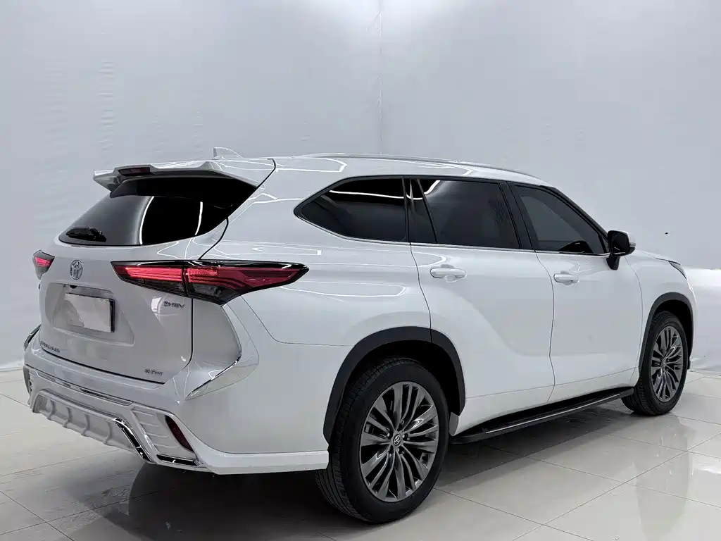 Toyota Highlander — миниатюра 12