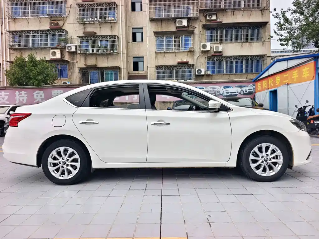Nissan Sylphy — миниатюра 5