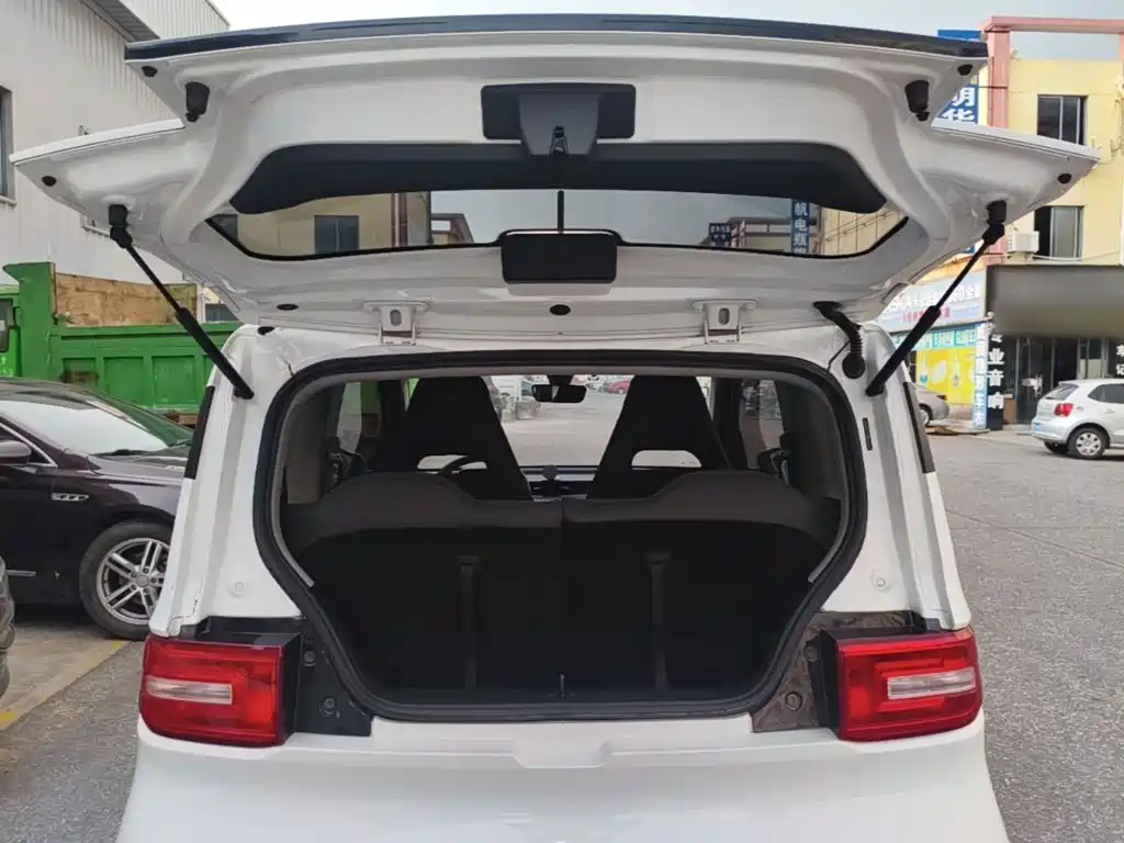 Wuling MINIEV — миниатюра 19