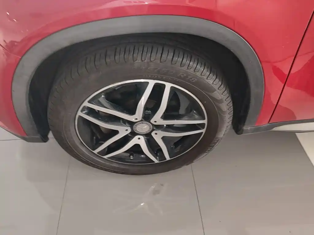 Mercedes-Benz GLA — миниатюра 23
