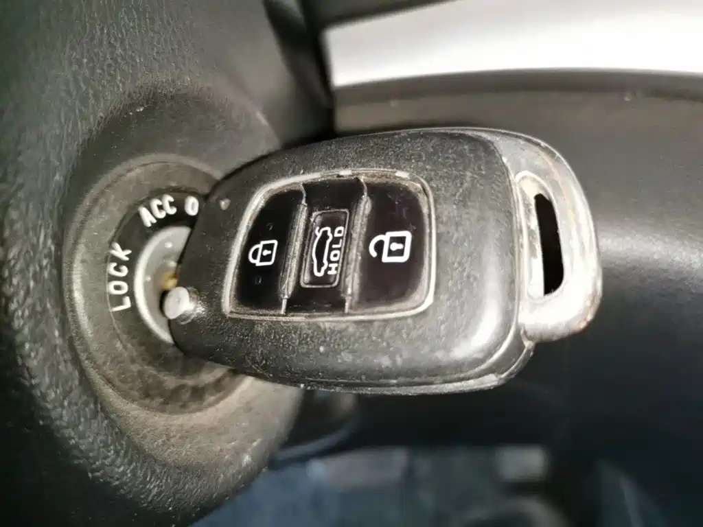 Hyundai Elantra — миниатюра 9