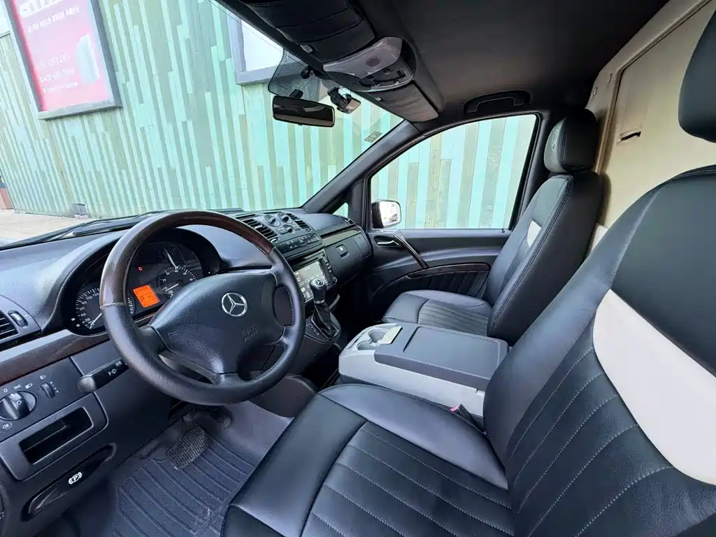 Mercedes-Benz Vito — миниатюра 3