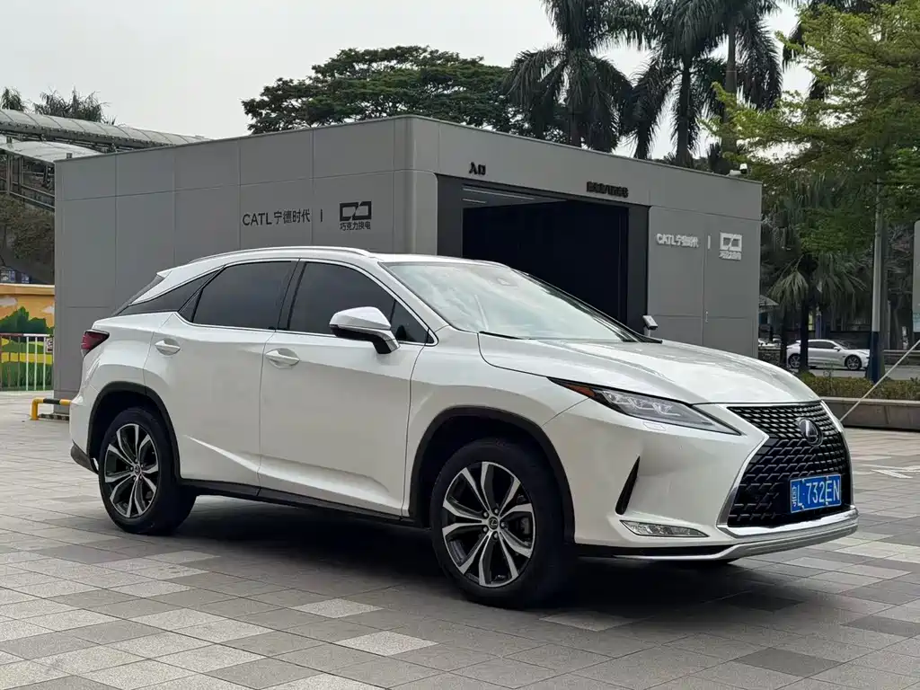 LEXUS RX