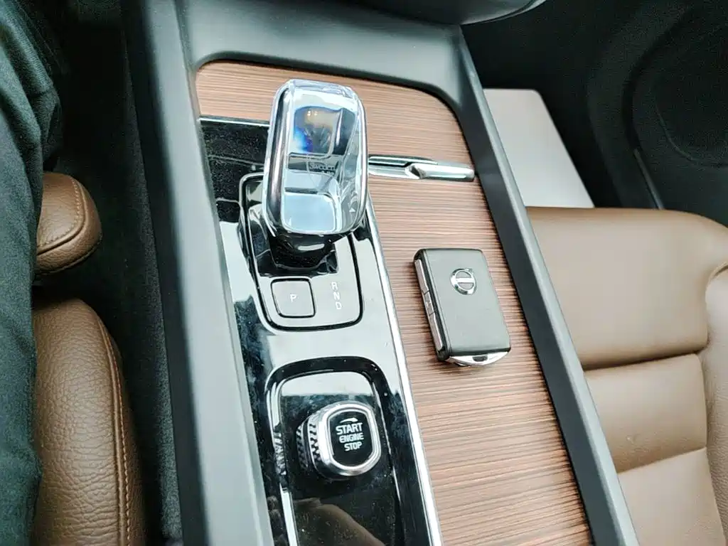 Volvo S60 — миниатюра 19