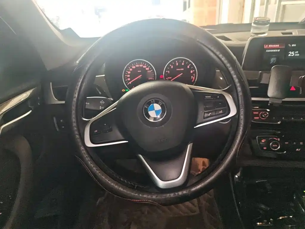 BMW X1 — миниатюра 3