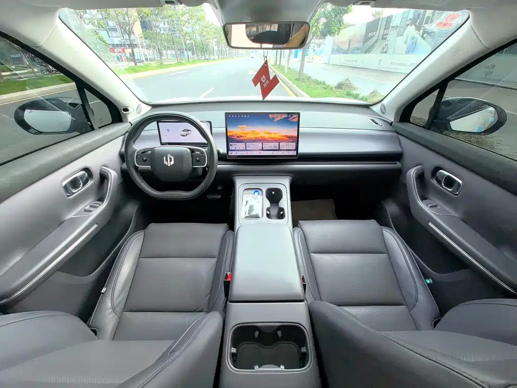 Leapmotor Leapmotor C10 — миниатюра 14