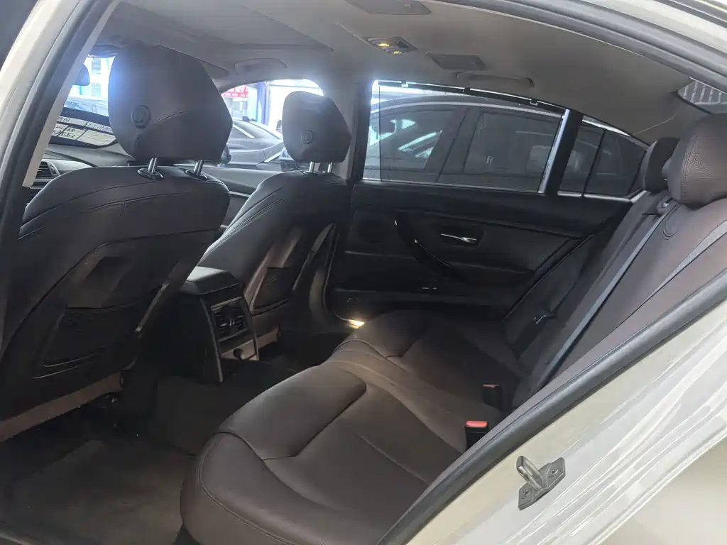 BMW 3 Series — миниатюра 5