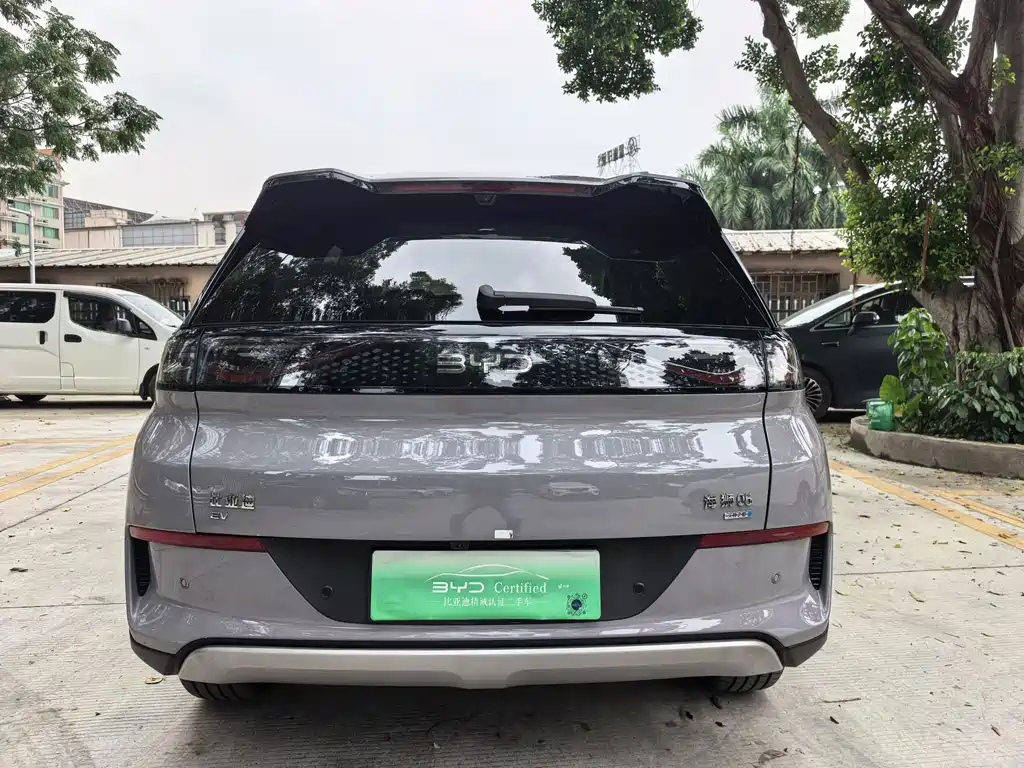 BYD Sealion 05 EV — миниатюра 11