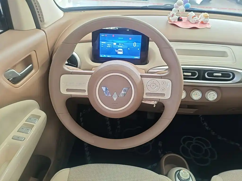 Wuling MINIEV — миниатюра 11