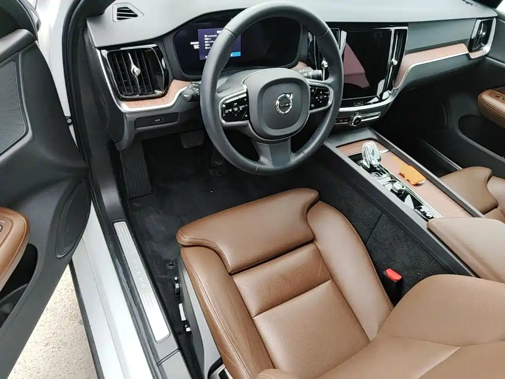 Volvo S60 — миниатюра 21