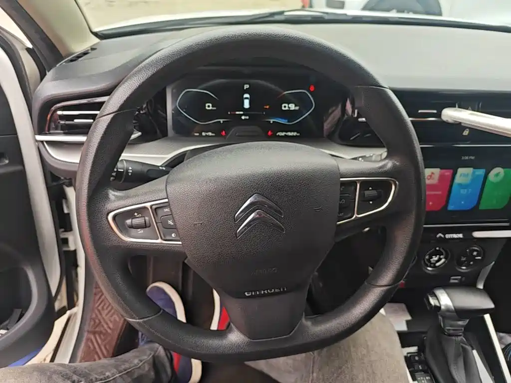 Citroen C3-XR — миниатюра 11