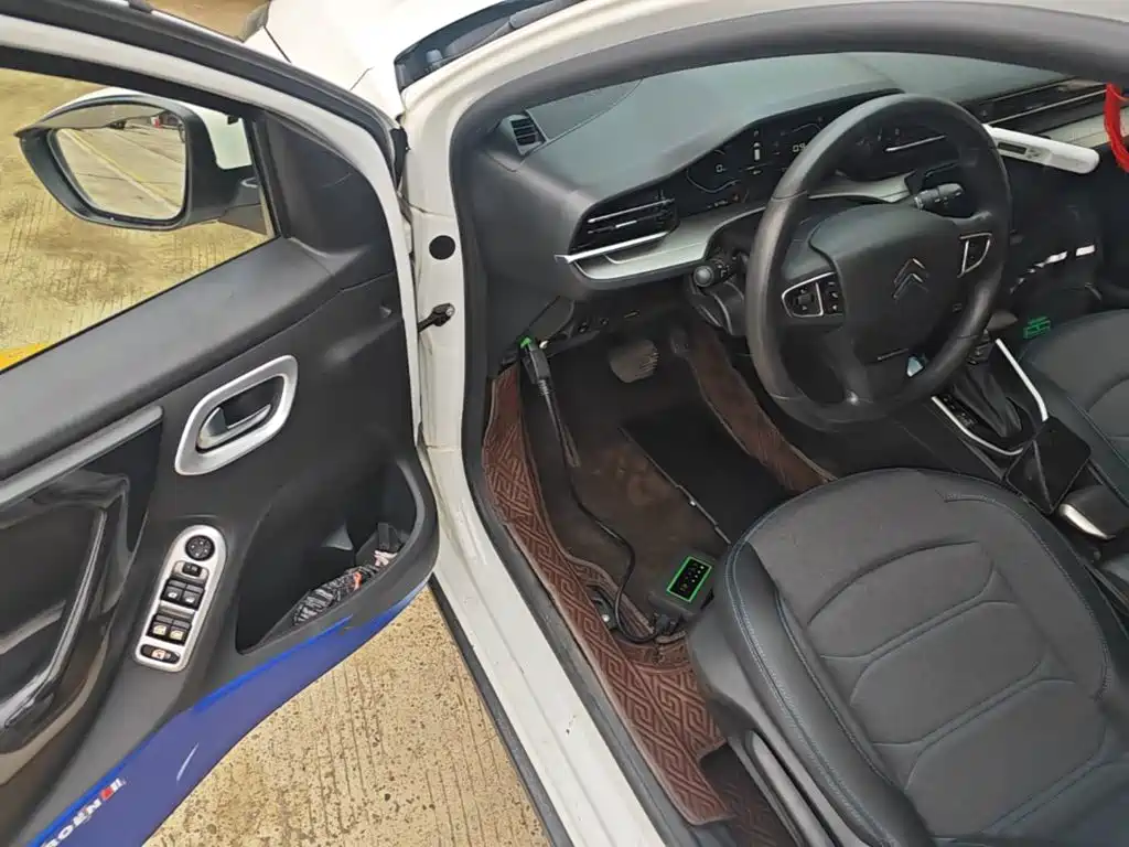 Citroen C3-XR — миниатюра 16