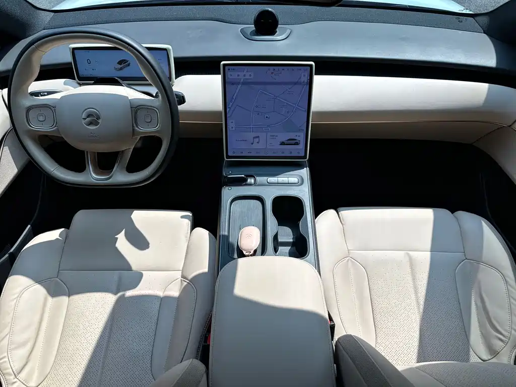 NIO ET5 — миниатюра 7
