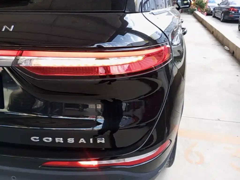 Lincoln Corsair — миниатюра 8