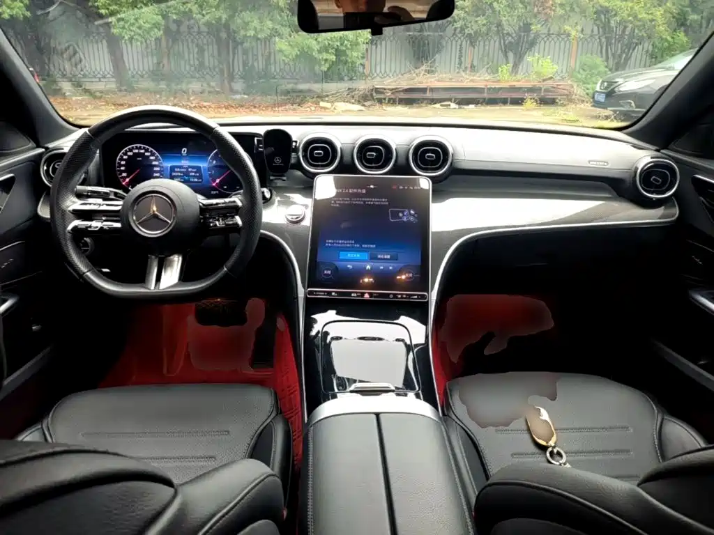 Mercedes-Benz C-Class — миниатюра 10