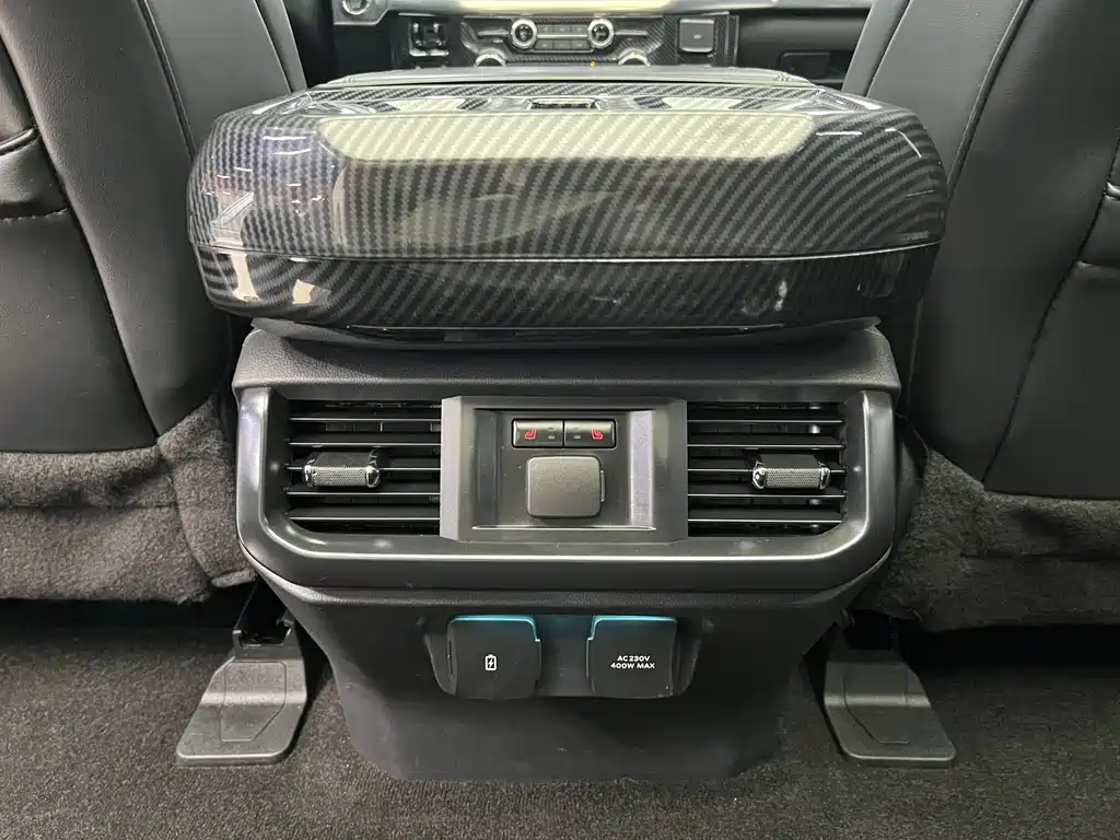 Ford F-150 Raptor — миниатюра 10