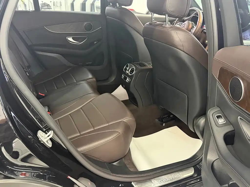 Mercedes-Benz GLC — миниатюра 5