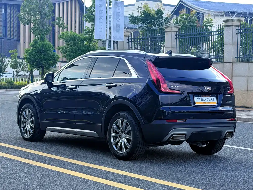 Cadillac XT4 — миниатюра 6