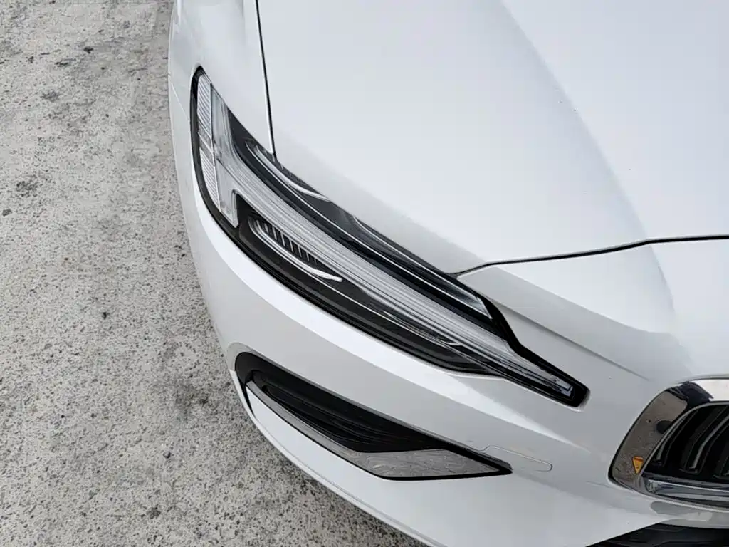 Volvo S60 — миниатюра 11
