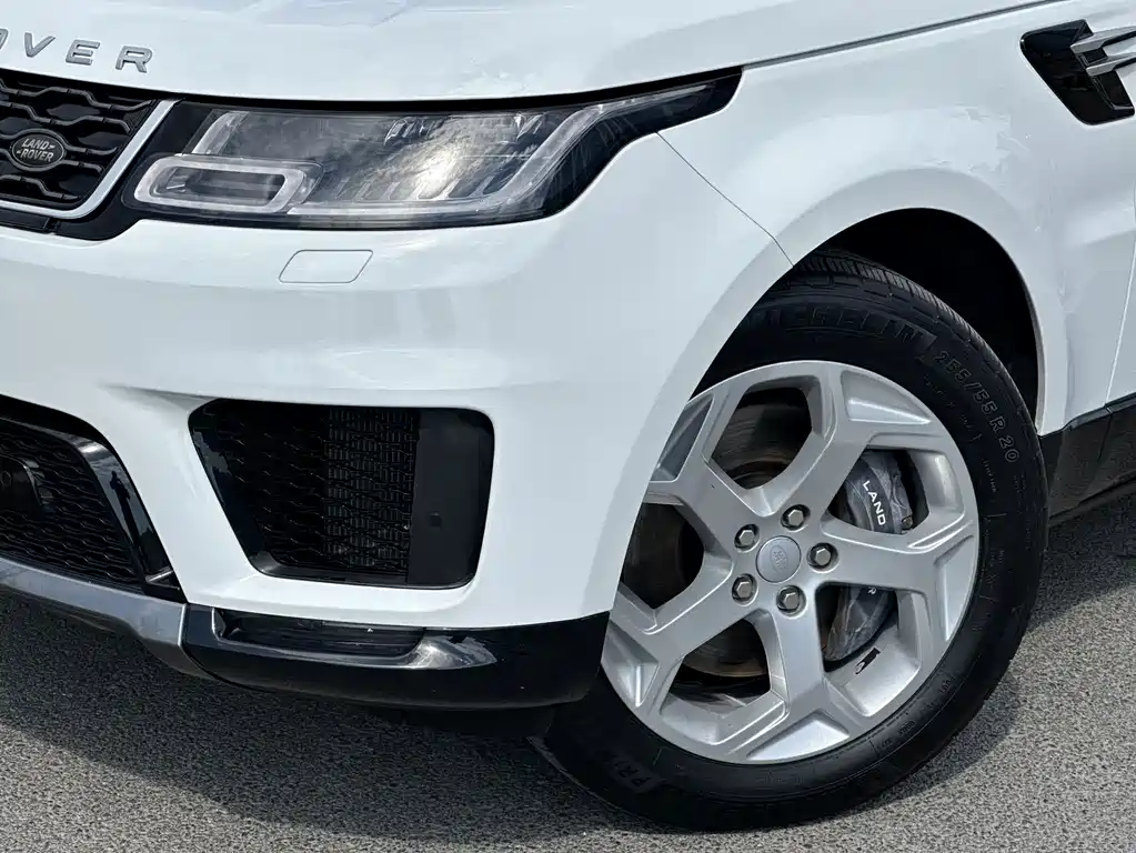 Land Rover Sport PHEV — миниатюра 4