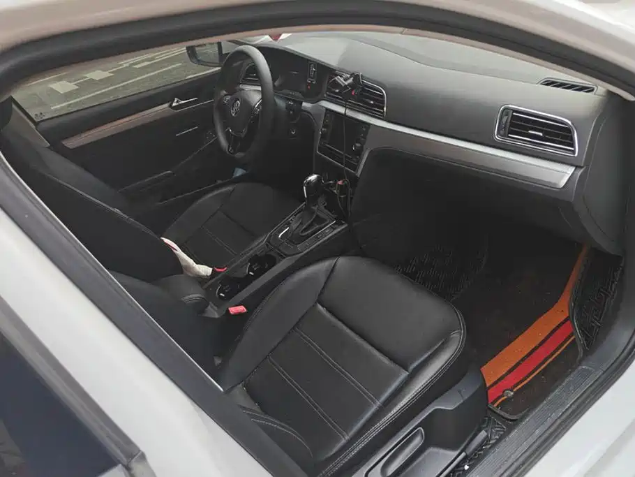 Volkswagen Lamando — миниатюра 8