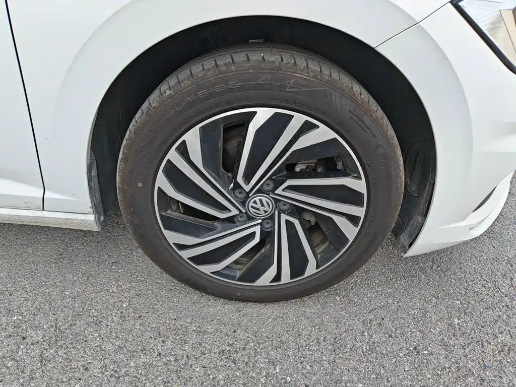Volkswagen Sagitar — миниатюра 8