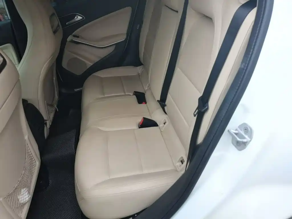 Mercedes-Benz GLA — миниатюра 17