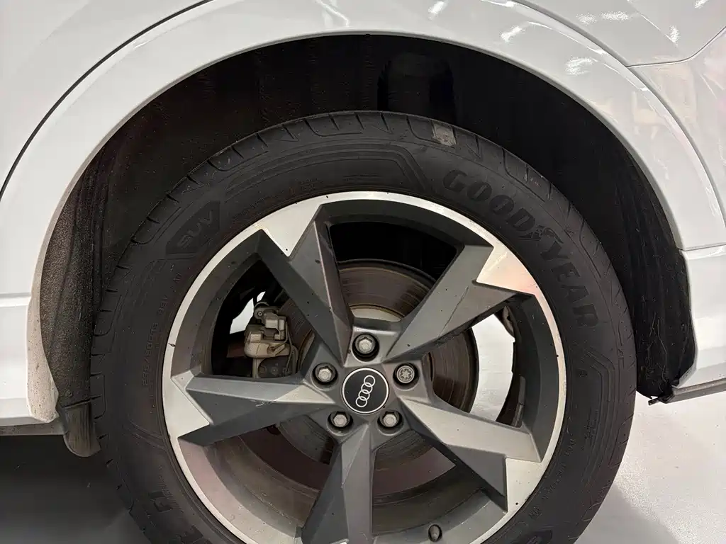Audi Q3 — миниатюра 16