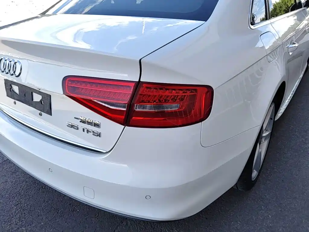 Audi A4L — миниатюра 8