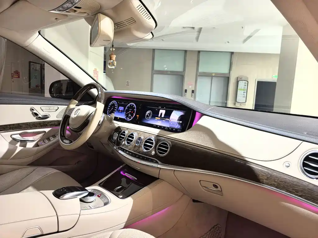 Mercedes-Benz S-Class — миниатюра 17